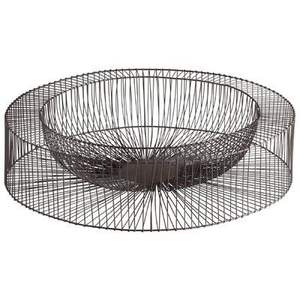 Panier à fruits classique en métal, ajoutant une élégance intemporelle au comptoir de cuisine, avec un rangement pratique et un attrait décoratif. - Product Image 6