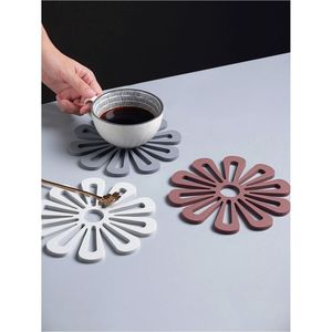 Sous-verres de luxe série Safari antidérapants avec motif peau d'animal - Vaisselle décorative en gros pour bars et cafés - Product Image 5