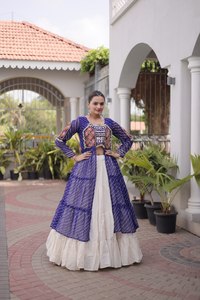 Vestido Garba de Gujarat, Chaniya Choli, Lehenga Choli, Tradicional, Especial para Navratri, Algodón Puro, Trabajo Gamathi, Largo hasta el Suelo, Invierno - Product Image 1