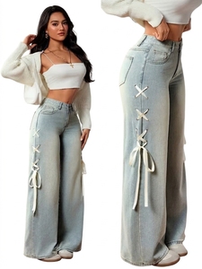 Jeans pour femmes à taille haute, sur mesure, OEM, tendance, à jambes larges, en denim, vente en gros - Product Image 1