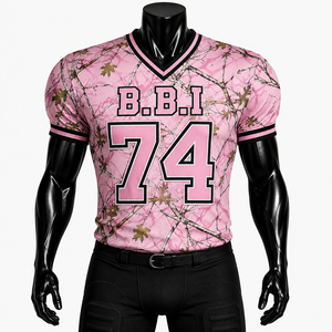 Uniforme de football américain personnalisé sublimé, rose et noir, motif camouflage arbre, broderie en sergé, maillot en maille respirante, directement de l'usine - Product Image 1