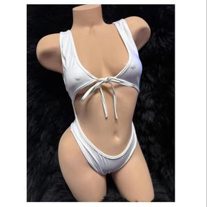 Bikini de plage deux pièces élégant et tendance avec emballage personnalisé gratuit, faible MOQ, qualité supérieure, design personnalisé tendance, OEM - Product Image 5