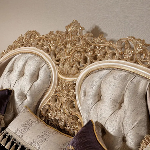 Ensemble de canapés sectionnels de luxe en bois d'acajou sculpté à la main, design français personnalisable et rembourré pour salon et bureau à domicile - Product Image 4