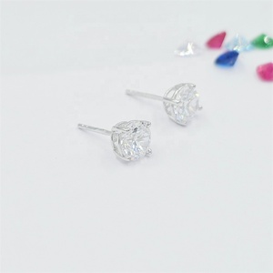 Pendientes de Botón de Moissanita con Cuatro Puntas, Forma Clásica, 1 Quilate, Chapados en Rodio Plateado, 4 Capas de Chapado en Oro de Calidad, para Aniversario de Mujer - Product Image 5