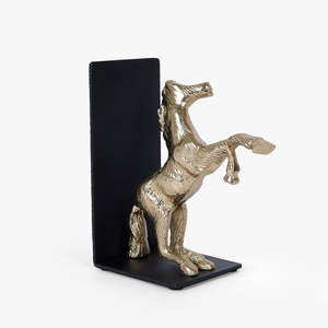 Serre-livres en aluminium doré en forme de cheval avec base noire, sculpture élégante de cheval au galop, support décoratif en métal pour livres de luxe - Product Image 4