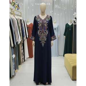 Abaya de Alta Calidad para Mujer con Cuentas y Pedrería, Ropa Islámica Modesta para Uso Diario y en Ocasiones Especiales, Disponible para Venta al Por Mayor - Product Image 5