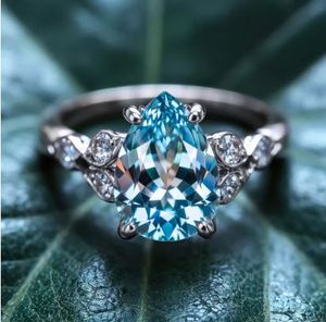 Anillo de Topacio Azul Corte Pera, Plata de Ley 925, Chapado en Oro, Joyería de Lujo, Gema para Mujer, Regalo de Boda y Aniversario para Ella - Product Image 2