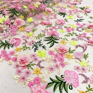 Tissu en coton brodé multi-motifs de style africain, dentelle florale, matière pour robe, vente en gros - Product Image 4