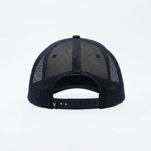 Casquette de baseball unisexe de haute qualité à 6 panneaux en maille 100 % coton, ajustable, bleue, pour adulte, 4 saisons, personnalisable avec broderie, style trucker - Product Image 3