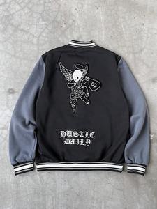 Chaqueta universitaria personalizada para hombre, estilo streetwear, con parches de letras, bordado chenille, apliques, mezcla de lana y forro polar, gruesa, informal, deportiva, para invierno. - Product Image 2