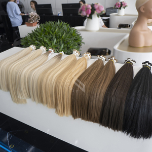 Cabello virgen europeo Raw Premium Quality Fumi Cabello vietnamita teñido a granel para salones Cabello vietnamita crudo sin procesar Onda natural - Product Image 1