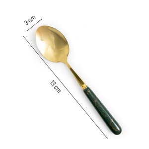 Ensemble de cuillères en métal écologique de qualité antique 100% pour la maison, hôtel ou restaurant, vente en gros de produits de vente chaude - Product Image 3