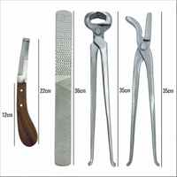 Kit de Herramientas de Herrador de Alta Calidad para Trabajos de Herraje y Mantenimiento de Pezuñas de Caballos por GUJJAR SURGICAL INTERNATIONAL