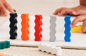 Crayons ondulés 12 couleurs, crayons d'art pour enfants, crayons de cire ondulés, crayons de couleur pour l'école et la salle de classe, papeterie et fournitures scolaires - Product Image 4