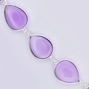 กำไลข้อมือทำมือประดับพลอยลาเวนเดอร์อเมทิสต์ทรงลูกแพร์จากธรรมชาติ  ตัวเรือนเงินแท้ 925 - Product Image 3