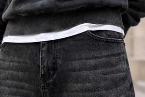 Camiseta de Manga Larga Oversize para Hombre, 100% Algodón, Gris Oscuro Lavado, Cuello Redondo, Corte Holgado, Logotipo Frontal, Estilo Urbano Casual - Product Image 6