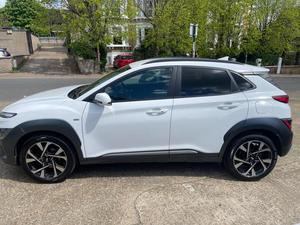 OFERTA JUSTA Hyundai KONA 2021 1.0 T-GDI MHEV OEM DIY Acero Premium EURO 6 (S/S) 5 Puertas - Product Image 4