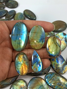 Cabochon de Labradorite Polie de Haute Qualité, Pierre Semi-Précieuse Naturelle pour la Fabrication de Bijoux DIY - Product Image 6