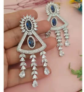 ต่างหูผู้หญิงหรูหราสำหรับปาร์ตี้สวมใส่เครื่องประดับแฟชั่นด้วยหินเพทายสำหรับเป็นของขวัญ - Product Image 2