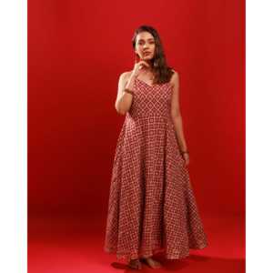 Conjunto de Kurta Informal de Algodón Rojo Cereza, Talla XS - Product Image 1