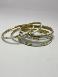 Handmade Resin & Brass Bracelets – Minimalist Adjustable Jewelry for Women Custom Resin Brass Bracelet – Elegant Handmade - Product Image 2