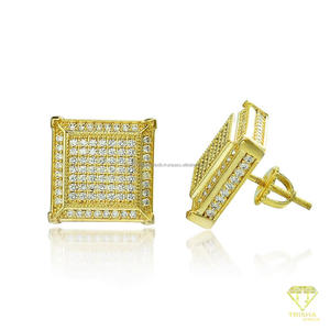 Clous d'oreilles carrés en moissanite de qualité supérieure, en argent sterling 925 avec tige en or, bijoux élégants et minimalistes - Product Image 4