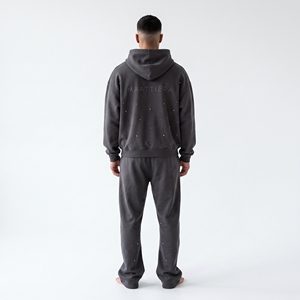 Ensemble survêtement femme noir à strass, pantalon large, ensemble assorti, streetwear oversize, logo personnalisé, tenue décontractée - Product Image 4