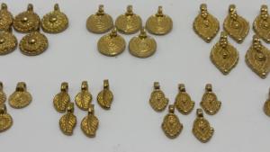 Dijes de Latón Vintage Hechos a Mano para la Creación de Joyas, Colgantes Chapados en Oro Antiguo y Bronce - Accesorios de Regalo y Manualidades, Suministro al por Mayor - Product Image 4