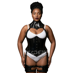 Modèle en corset noir en PVC à baleines en acier, style underbust, avec harnais cou et cuisses / Corset à bretelles réglables - Product Image 1