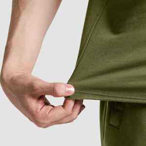 Débardeur Homme Hip Hop Personnalisable Premium en Coton Doux et Polyester – T-shirt Sans Manches Streetwear Idéal pour l'Été et la Salle de Sport - Product Image 6