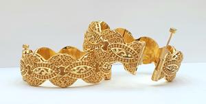 กำไลข้อมือทองชุบ 24K สำหรับผู้หญิง ยี่ห้อ SARA คุณภาพสูง ดีไซน์คลาสสิก ทันสมัย เหมาะสำหรับงานหมั้นและงานแต่งงาน ขายส่ง - Product Image 3