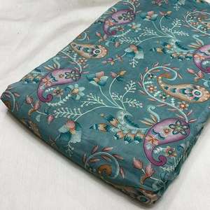 Tissu imprimé numérique de qualité supérieure en polyester, coton, rayonne et mousseline à motifs floraux pour robes, chemisiers et vêtements féminins - Product Image 3