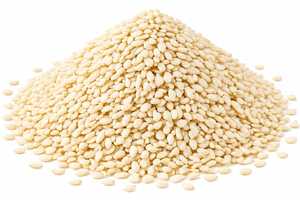 Export Quality Dried Raw Unhulled Sesame <b>Seeds</b> Food Use Oil Pressing Snack Manufacturing Cold <b>Storage</b> 12 Months Shelf Life - Product Image 2