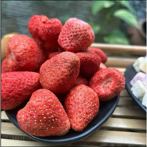 Fraises entières FD pour mélanges de fruits secs et assortiments de fruits séchés, 100% naturelles, super-aliments, en sachet sous vide, Vietnam - Product Image 4