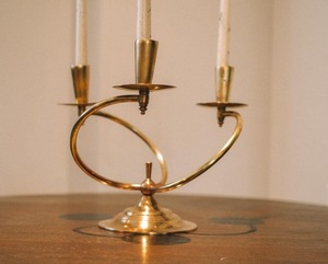 ILAHI's Vintage <b>Brass</b> Handmade Tapered <b>Candlestick</b> Holder Embossed Design 1-Color Print High Quality Heat Resistant for Home - Product Image 1