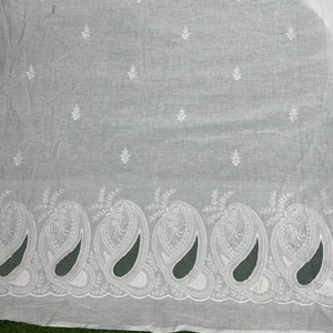 Tela de bordado Mall Chanderi, elegante, hecha a mano, de algodón y seda, de peso medio, con jacquard floral, para ropa de boda para niñas. - Product Image 2