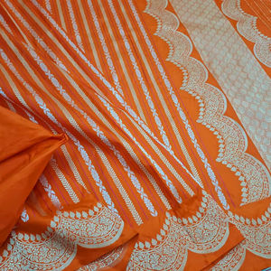 Sari en soie luxueux pour femmes - Product Image 1