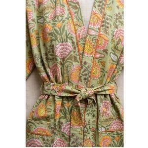 Meilleur prix Robe kimono en coton à imprimé floral pour femmes Col en V Manches trois quarts Longueur genoux Vêtement décontracté Saison printemps - Product Image 4