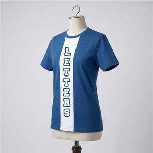 T-shirt bleu personnalisé avec lettres verticales blanches, manches courtes, lettres grecques, t-shirt de sororité pour hommes et femmes, vêtements grecs - Product Image 3