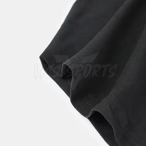 T-shirt basique moderne pour homme, confort quotidien, tissu doux, idéal pour une tenue quotidienne. - Product Image 6