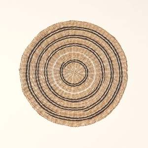 Natural Round <b>Seagrass</b> Water Hyacinth Plate Dining Table Mat Bohemian Elegant Woven <b>Seagrass</b> <b>Placemat</b> for Table Decoration - Product Image 3