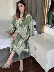 Ensemble Kurta vert brodé pour femme avec dentelle blanche, coupe ample, longueur cheville, tenue traditionnelle indienne pakistanaise toutes saisons - Product Image 6