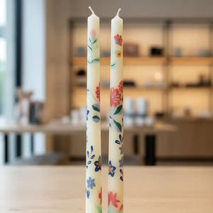 Juego de Velas Cónicas de Cera de Soja Pintadas a Mano Pastel Bloom (Juego de 2) para Navidad, Cumpleaños, Centros de Mesa y Decoración Estética de Mesa - Product Image 2