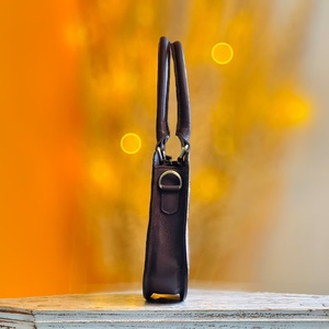 Venus Leathers Were Hot Selling Western Handmade Letter Pattern Floral Genuine Leather Crossbody Tote Zipper Closure 45-55cm - Product Image 4