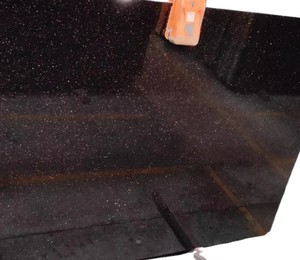 Dalles de granit noir Galaxy indien pur, finition antique, qualité supérieure, garantie 2 ans, pour cuisines modernes, hôtels, villas, comptoirs haut de gamme - Product Image 4