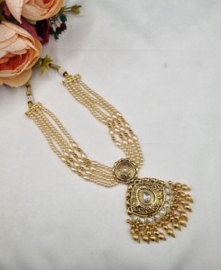 Ensemble de collier de perles multicouches traditionnel avec boucles d'oreilles et mangtika assortis, bijoux ethniques de mariage, vente en gros - Product Image 2