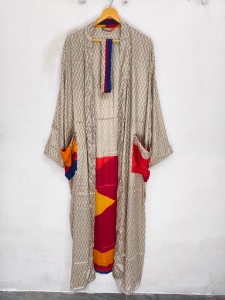 Robe en soie longue jusqu'aux chevilles, robe multicolores, robe de nuit, robe indienne vintage en soie recyclée, kimono en sari - Product Image 6