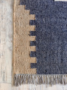 Alfombra de Lana Acrílica con Patrón Geométrico, Tejida a Mano, Estilo Bohemio, Rectangular, para Sala de Estar, en Negro y Beige - Product Image 5