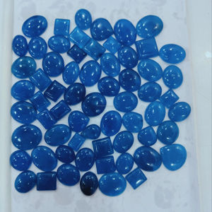 Coussin de Quartz de Doublet de Quartz bleu pierre précieuse en vrac taille calibrée pour la couleur de Quartz bleu fait à la main - Product Image 1