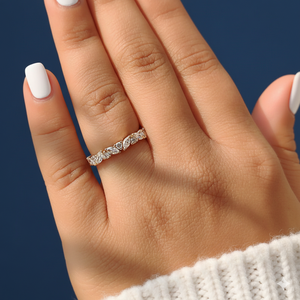 Anillo de compromiso apilable con diamantes cultivados en laboratorio certificados por IGI, corte marquesa, chapado en oro amarillo y rodio, VVS2, 0.58 ct - Product Image 6